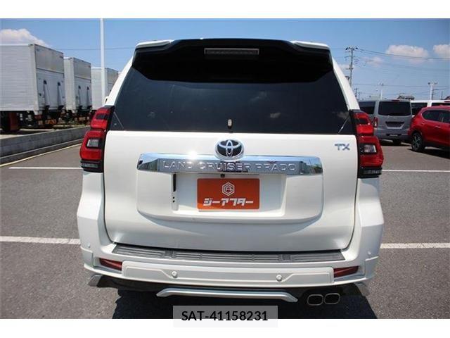 Toyota LAND CRUISER PRADO 2022-11 8130893-12
