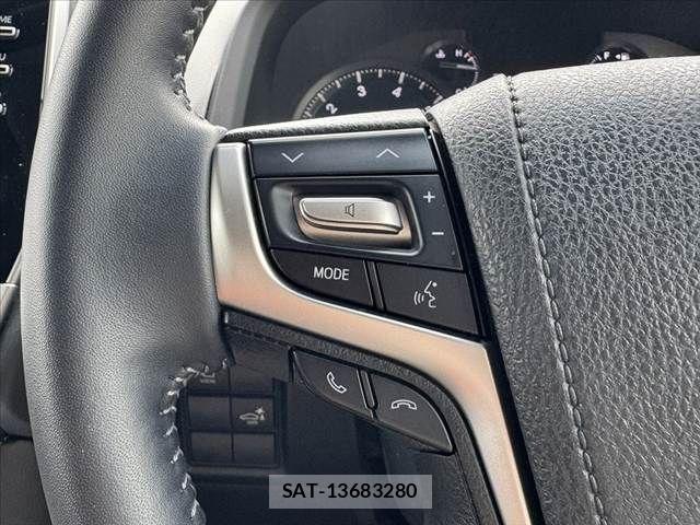 Toyota LAND CRUISER PRADO 2023-09 8130892-27