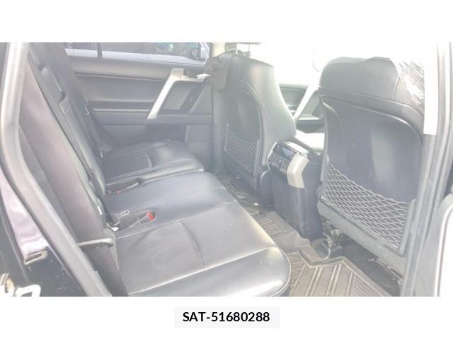 Toyota LAND CRUISER PRADO 2018-07 8130903-23