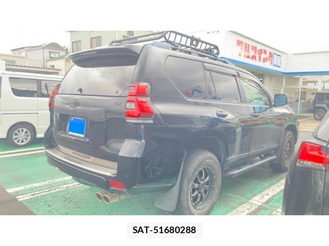 Toyota LAND CRUISER PRADO 2018-07 8130903-6