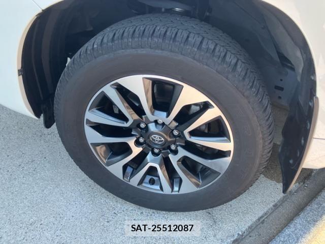 Toyota LAND CRUISER PRADO 2023-08 8130877-9