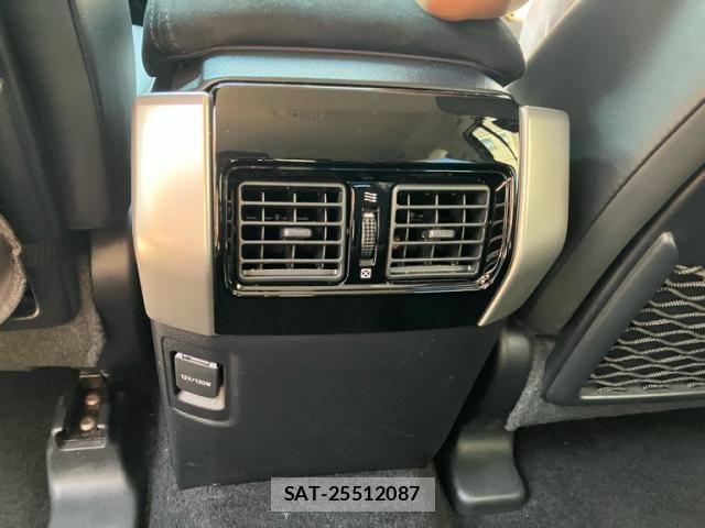Toyota LAND CRUISER PRADO 2023-08 8130877-13