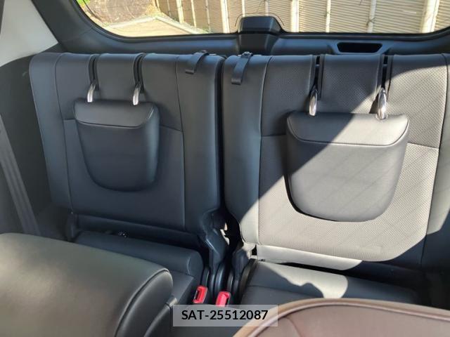 Toyota LAND CRUISER PRADO 2023-08 8130877-14