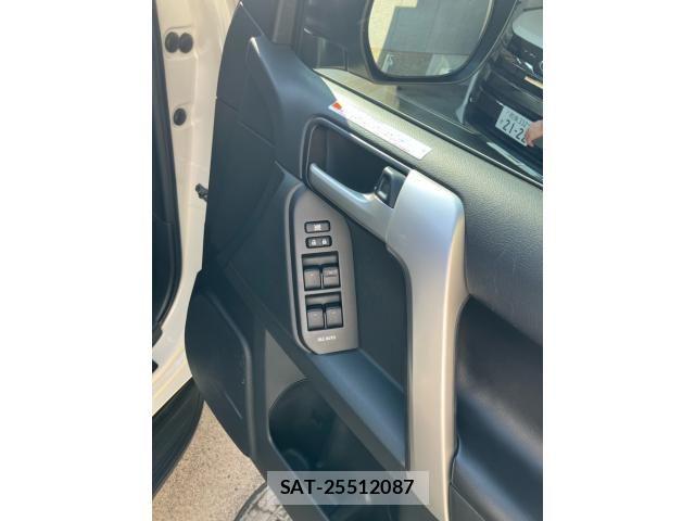 Toyota LAND CRUISER PRADO 2023-08 8130877-16