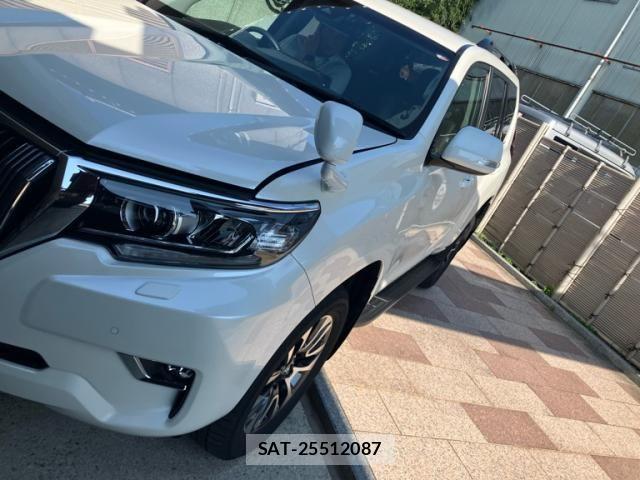 Toyota LAND CRUISER PRADO 2023-08 8130877-2