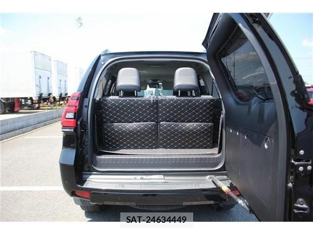 Toyota LAND CRUISER PRADO 2021-03 8130901-27