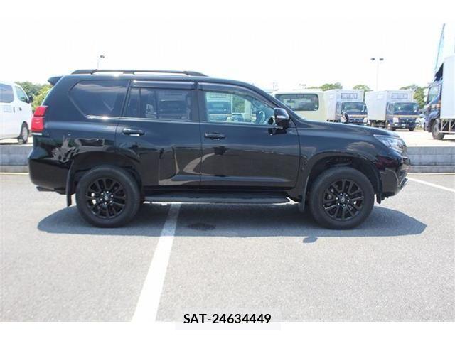 Toyota LAND CRUISER PRADO 2021-03 8130901-8