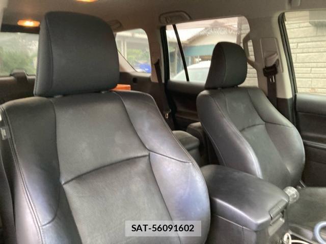 Toyota LAND CRUISER PRADO 2018-05 8130914-11