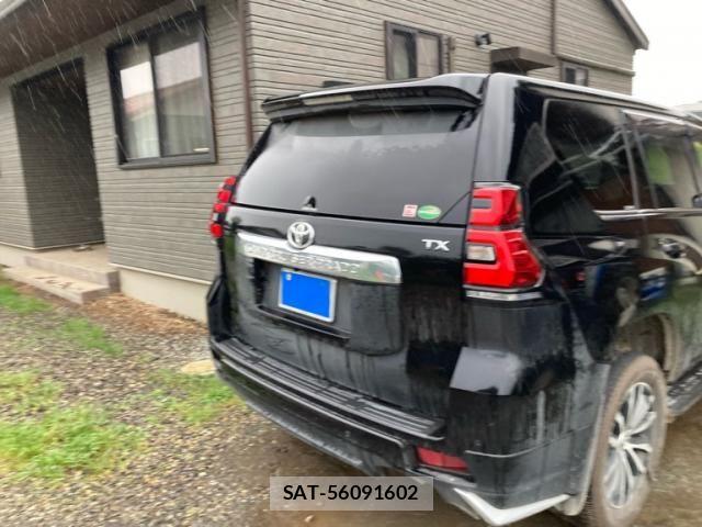 Toyota LAND CRUISER PRADO 2018-05 8130914-1