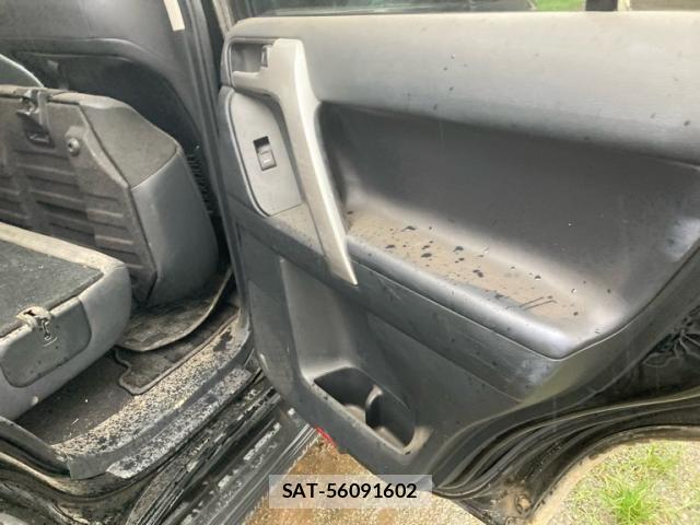 Toyota LAND CRUISER PRADO 2018-05 8130914-21