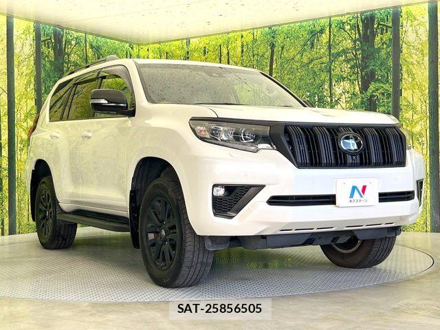 Toyota LAND CRUISER PRADO 2023-02 8146023-16