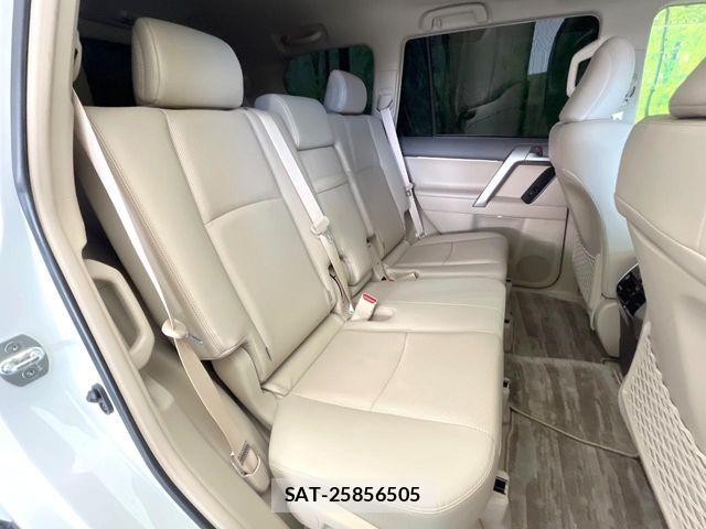 Toyota LAND CRUISER PRADO 2023-02 8146023-8