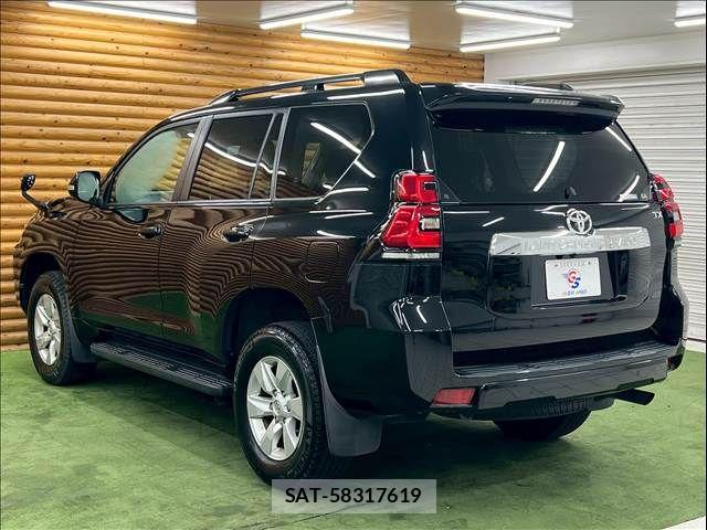 Toyota LAND CRUISER PRADO 2021-04 8146030-16