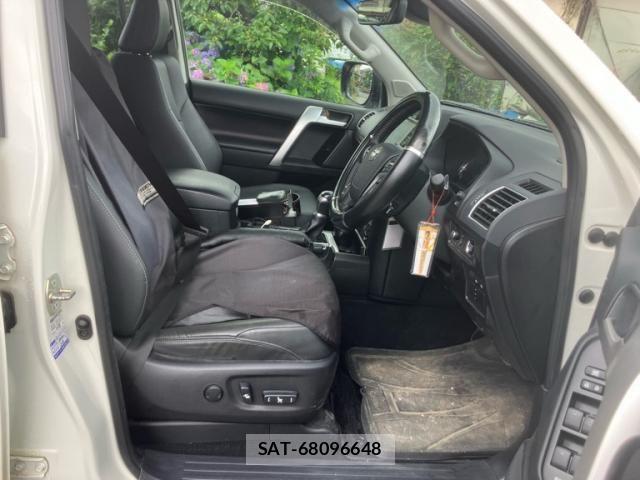 Toyota LAND CRUISER PRADO 2021-10 8146018-4