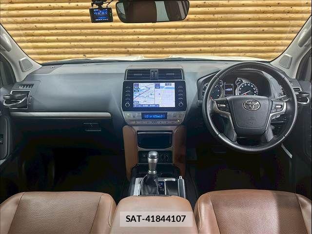 Toyota LAND CRUISER PRADO 2022-02 8146013-2