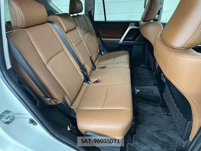 Toyota LAND CRUISER PRADO 2022-07 8146016-9