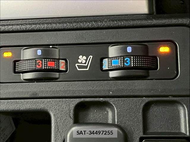 Toyota LAND CRUISER PRADO 2022-08 8146014-9