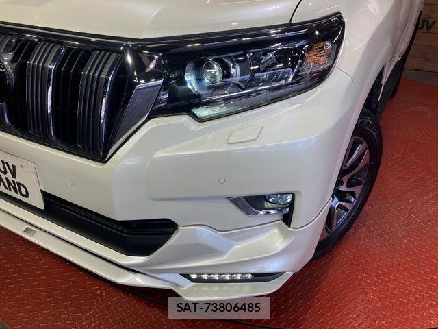 Toyota LAND CRUISER PRADO 2023-04 8146017-11