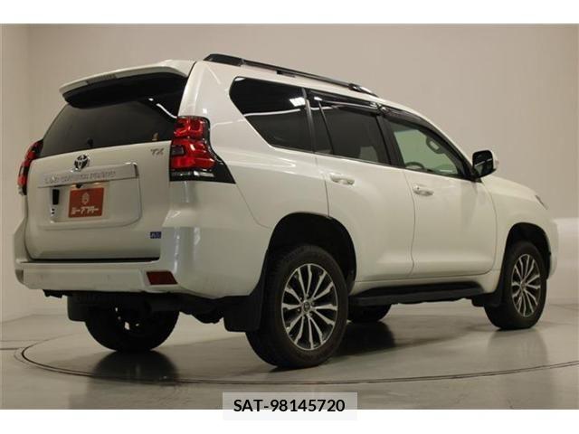Toyota LAND CRUISER PRADO 2021-04 8146032-11
