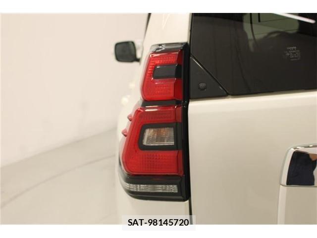 Toyota LAND CRUISER PRADO 2021-04 8146032-17