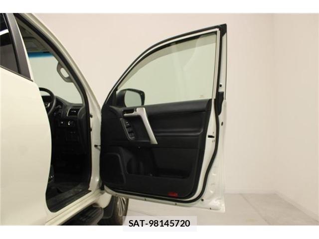 Toyota LAND CRUISER PRADO 2021-04 8146032-26
