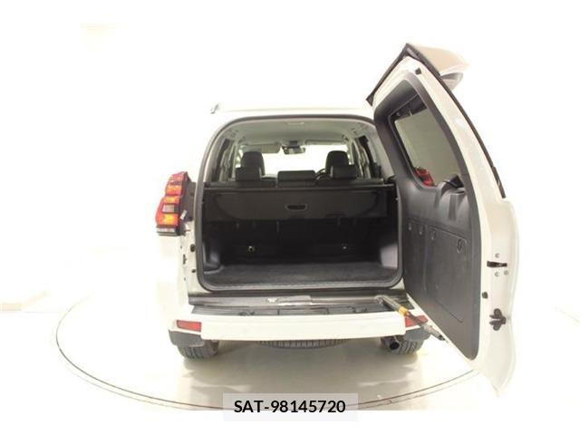 Toyota LAND CRUISER PRADO 2021-04 8146032-29