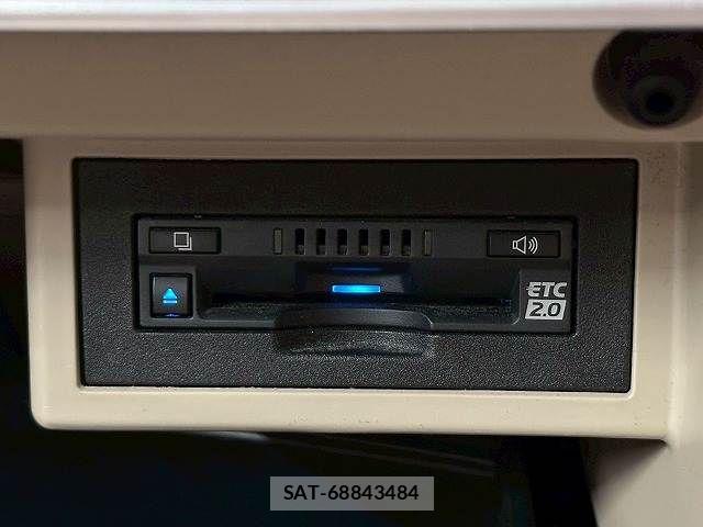 Toyota LAND CRUISER PRADO 2023-07 8146020-9