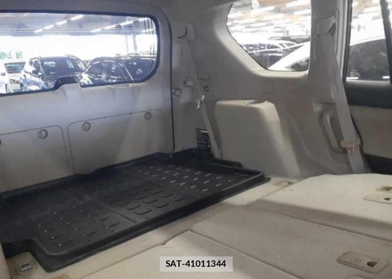 Toyota LAND CRUISER PRADO 2011-07 8188543-11