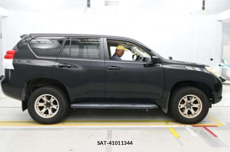 Toyota LAND CRUISER PRADO 2011-07 8188543-1