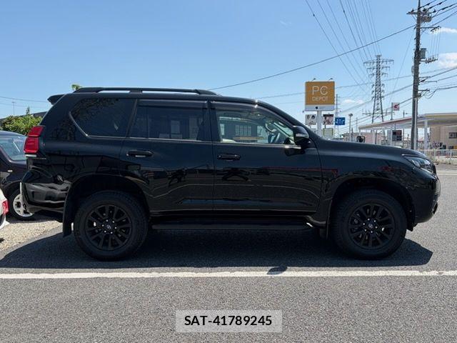 Toyota LAND CRUISER PRADO 2023-06 8208185-11