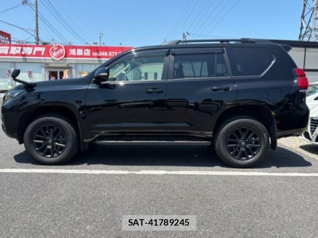 Toyota LAND CRUISER PRADO 2023-06 8208185-12