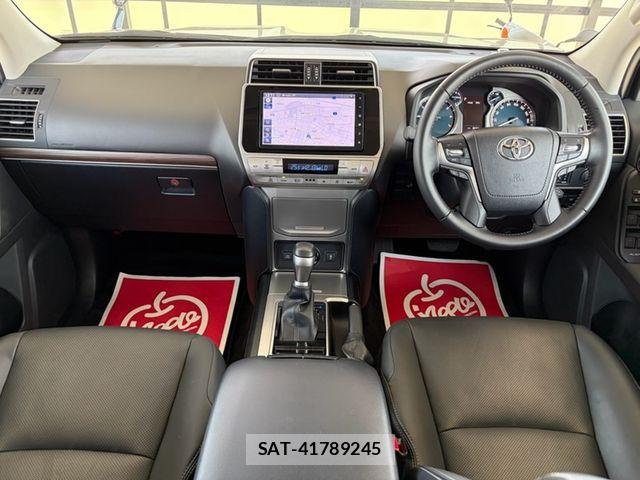 Toyota LAND CRUISER PRADO 2023-06 8208185-1