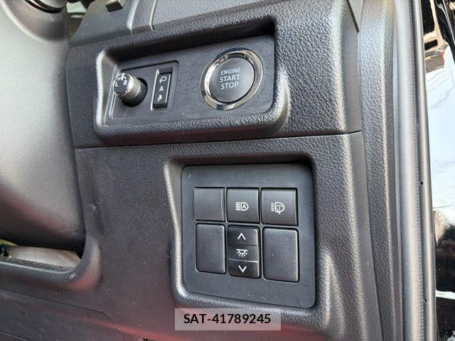 Toyota LAND CRUISER PRADO 2023-06 8208185-19