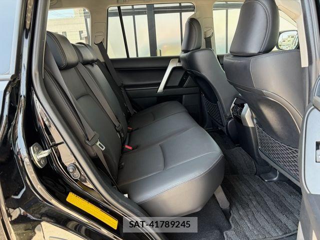Toyota LAND CRUISER PRADO 2023-06 8208185-24