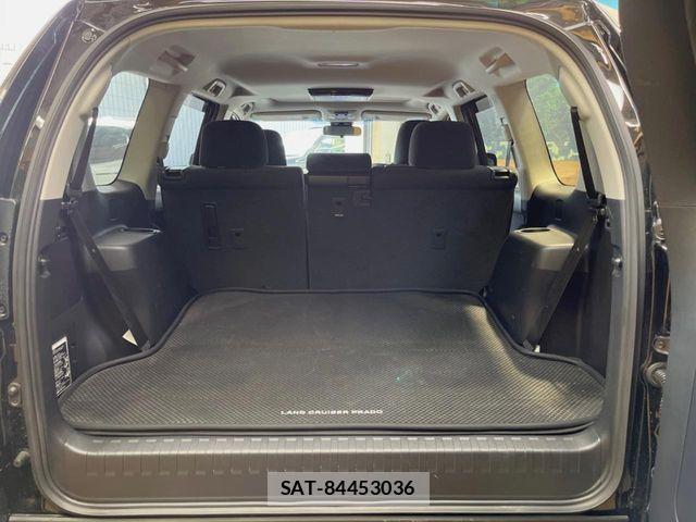 Toyota LAND CRUISER PRADO 2023-08 8208188-9