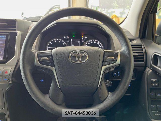 Toyota LAND CRUISER PRADO 2023-08 8208188-10