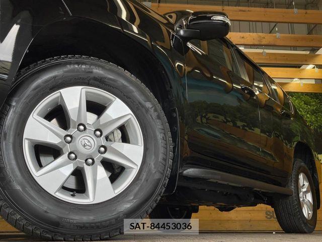 Toyota LAND CRUISER PRADO 2023-08 8208188-12