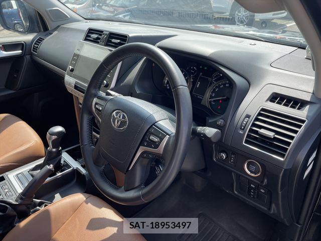 Toyota LAND CRUISER PRADO 2022-02 8208183-10