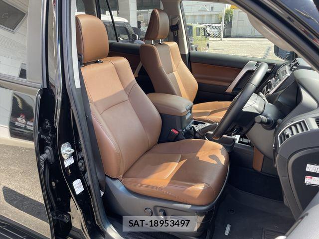 Toyota LAND CRUISER PRADO 2022-02 8208183-11
