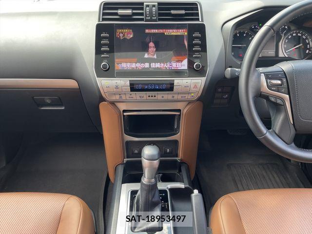 Toyota LAND CRUISER PRADO 2022-02 8208183-13