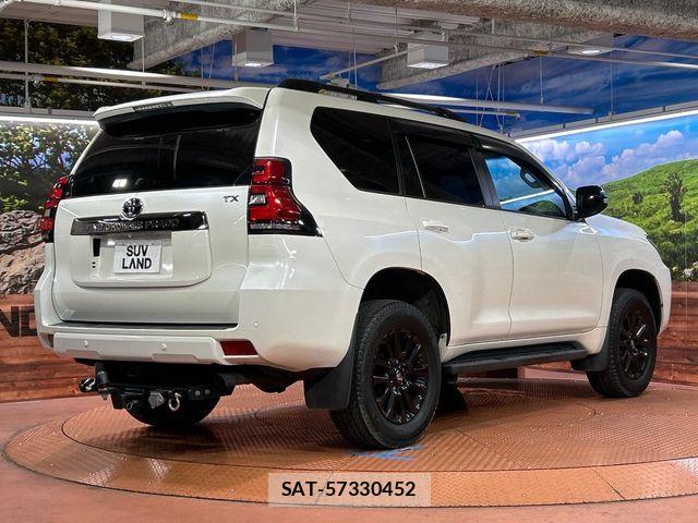Toyota LAND CRUISER PRADO 2022-05 8208181-17