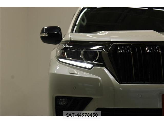 Toyota LAND CRUISER PRADO 2021-07 8208189-16