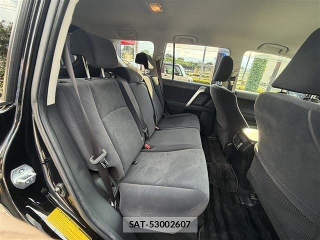 Toyota LAND CRUISER PRADO 2021-04 8208187-6
