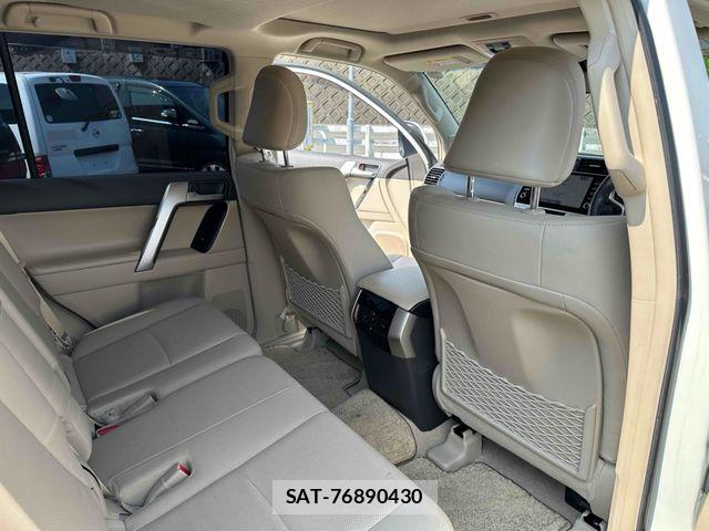 Toyota LAND CRUISER PRADO 2022-04 8208174-15