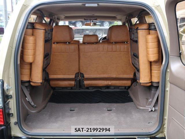 Toyota LAND CRUISER PRADO 2001-01 8208206-11