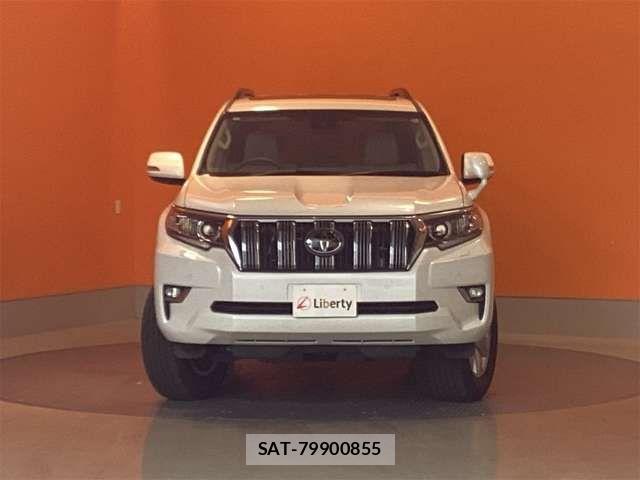 Toyota LAND CRUISER PRADO 2023-01 8208186-9