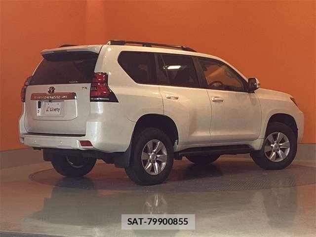 Toyota LAND CRUISER PRADO 2023-01 8208186-12