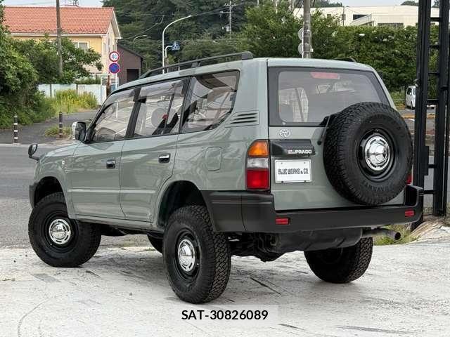 Toyota LAND CRUISER PRADO 1997-03 8208207-13