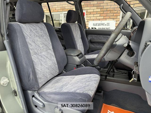 Toyota LAND CRUISER PRADO 1997-03 8208207-25
