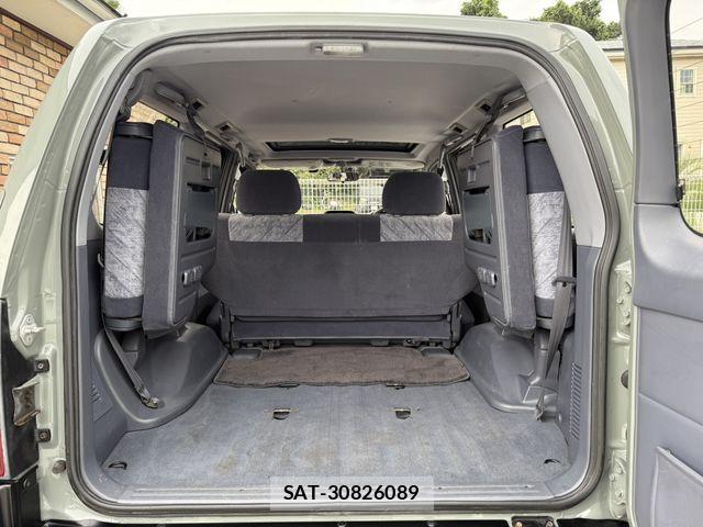 Toyota LAND CRUISER PRADO 1997-03 8208207-27